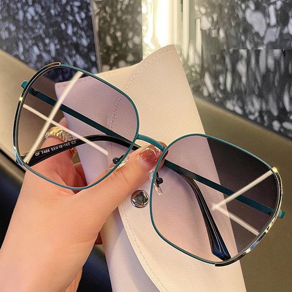 sunglasses green alloy frame polarized men women driving eyewear square sun glasses for male uv400, White;black
sunglasses green alloy frame polarized men women driving eyewear square sun glasses for male uv400, White;black