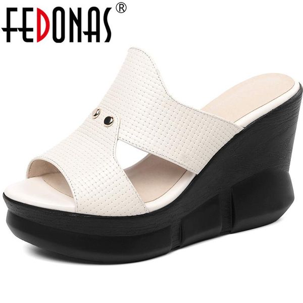 slingbacks cow leather pumps wedged platforms high heels sandals peep toe shoes summer casual metal rivets woman, Black
slingbacks cow leather pumps wedged platforms high heels sandals peep toe shoes summer casual metal rivets woman, Black