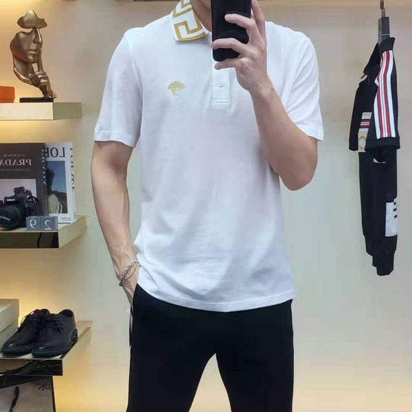 ss high-quality men's t-shirts and polo shirts with embroidered lapel pattern and short-sleeved mercerized cotton two colors m-3xl, White;black
ss high-quality men's t-shirts and polo shirts with embroidered lapel pattern and short-sleeved mercerized cotton two colors m-3xl, White;black