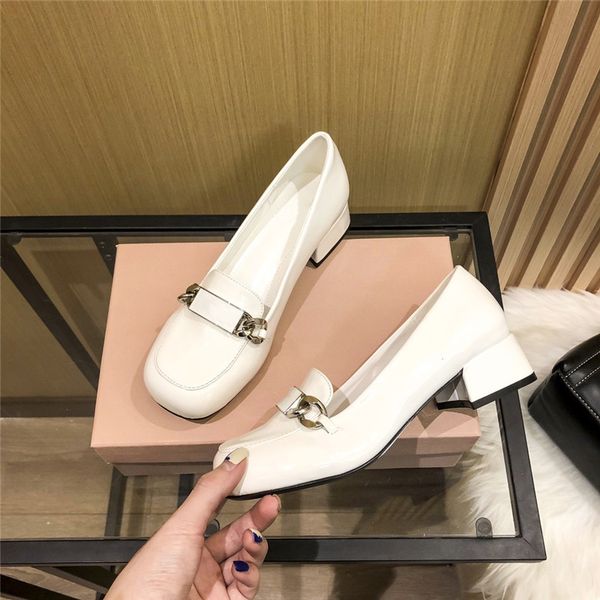 2022designer fad metal clasp women dress shoe sandals luxury leather chunky heel ladies single shoes square toe office elegant, Black
2022designer fad metal clasp women dress shoe sandals luxury leather chunky heel ladies single shoes square toe office elegant, Black