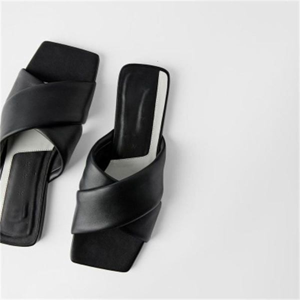 slippers summer women fashion cross vamp comfortable flat sandals open toe casual beige black female
slippers summer women fashion cross vamp comfortable flat sandals open toe casual beige black female