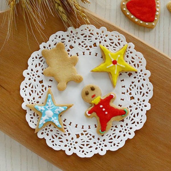 table runner openwork baking flower base paper kitchen oil-absorbing cake round pizza placemat
table runner openwork baking flower base paper kitchen oil-absorbing cake round pizza placemat