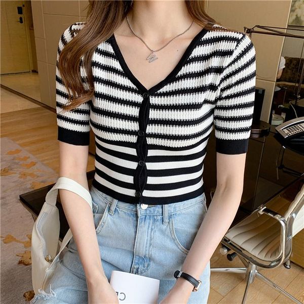 women's t-shirt 2021 summer black white stripes knit crop women t shirts short sleeve v neck cardigan slim tshirt female korean tee
women's t-shirt 2021 summer black white stripes knit crop women t shirts short sleeve v neck cardigan slim tshirt female korean tee