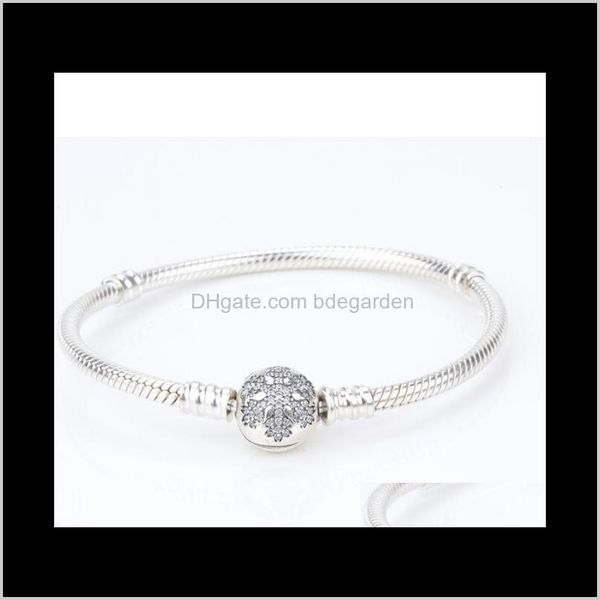 charm bracelets jewelry women 30% sier crystal snow zircon clasp bracelet snake bone chain diy drop delivery 2021 6mghz, Golden;silver
charm bracelets jewelry women 30% sier crystal snow zircon clasp bracelet snake bone chain diy drop delivery 2021 6mghz, Golden;silver