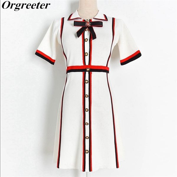 runway design lapel striped color contrast short sleeve knitted dress women temperament vintage bee bow cravat sweater 210602, White
runway design lapel striped color contrast short sleeve knitted dress women temperament vintage bee bow cravat sweater 210602, White