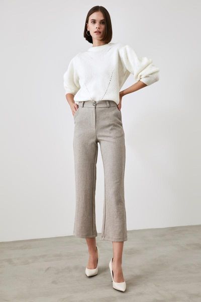 trendyol wide bell-bottomed pants twoaw21pl0713 women's & capris, Black;white
trendyol wide bell-bottomed pants twoaw21pl0713 women's & capris, Black;white