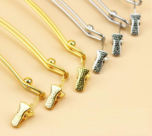 clothing & wardrobe storage fashion metal bra clothes hanger hook underwear lingerie panties drying rack with clothespins clip 28*10cm home
clothing & wardrobe storage fashion metal bra clothes hanger hook underwear lingerie panties drying rack with clothespins clip 28*10cm home