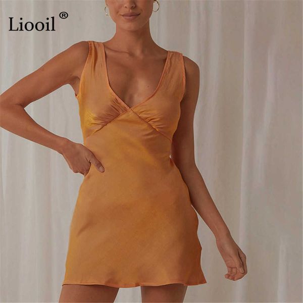 liooil mini satin dress women summer streetwear sleeveless v neck drawstring beach party birthday short dresses sundress 210719, White;black
liooil mini satin dress women summer streetwear sleeveless v neck drawstring beach party birthday short dresses sundress 210719, White;black