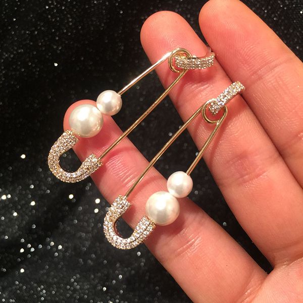 925 sterling silver pin cz stone pearl earrings for women new arrival luxury fashion jewelry wholesale, Golden
925 sterling silver pin cz stone pearl earrings for women new arrival luxury fashion jewelry wholesale, Golden