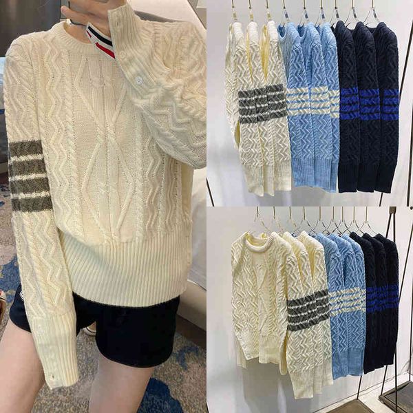 tb 2021 autumn new four bar stripe round neck pullover wave thick needle casual loose knit top, White
tb 2021 autumn new four bar stripe round neck pullover wave thick needle casual loose knit top, White