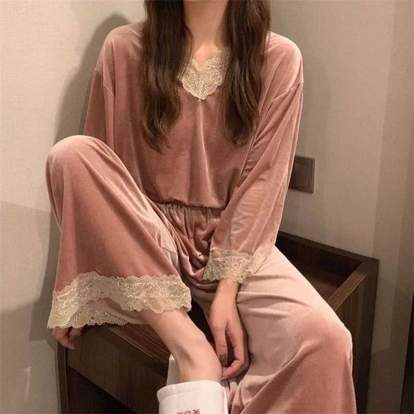 qweek velvet pajamas sleepwear women winter lace trouser suits home clothes pyjama pour femme two piece set pijamas 211215, Black;red
qweek velvet pajamas sleepwear women winter lace trouser suits home clothes pyjama pour femme two piece set pijamas 211215, Black;red