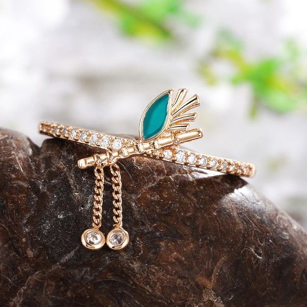 chokers 2021 small fresh tassel ring creative design inlaid zircon noble and elegant women's party exquisite fashion tail, Golden;silver
chokers 2021 small fresh tassel ring creative design inlaid zircon noble and elegant women's party exquisite fashion tail, Golden;silver