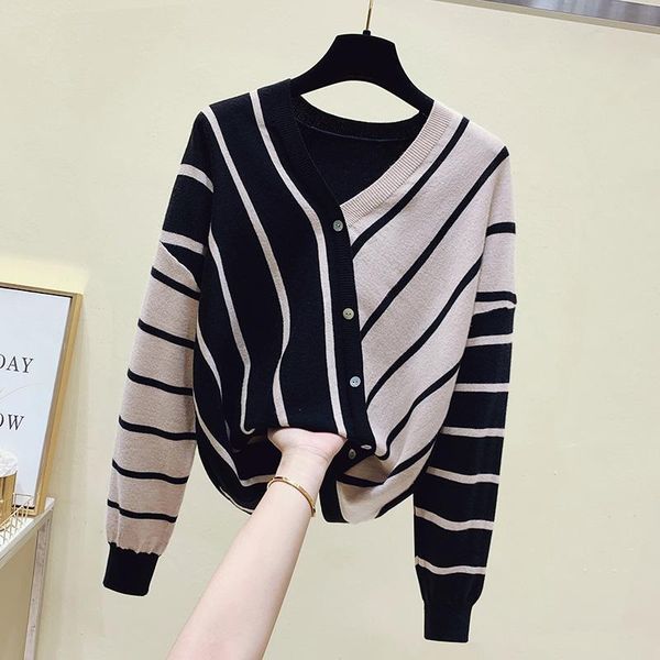 women's sweaters striped pullover knitted 2021 autumn and winter bottomed jumpers button v-neck loose knitwear female, White;black
women's sweaters striped pullover knitted 2021 autumn and winter bottomed jumpers button v-neck loose knitwear female, White;black