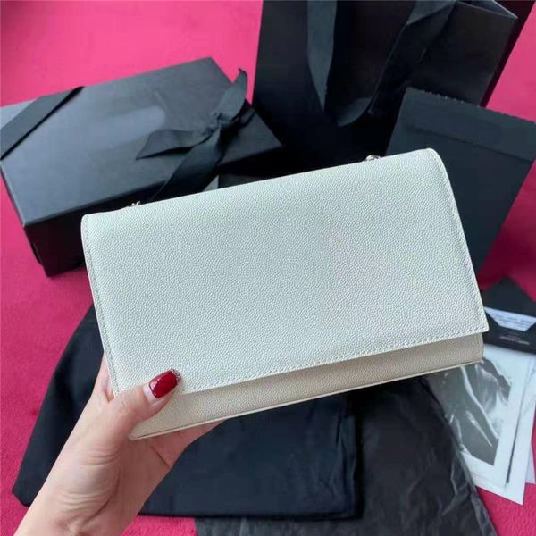 latest designer grain genuine calf leather shoulder bags third letter connected silver handware cross body heavy chains strap handbags women
latest designer grain genuine calf leather shoulder bags third letter connected silver handware cross body heavy chains strap handbags women