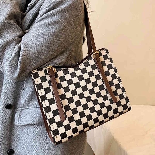 bags handbags advanced texture women's large capacity 2022 fashion autumn and winter minority single shoulder commuter tote, Black;red
bags handbags advanced texture women's large capacity 2022 fashion autumn and winter minority single shoulder commuter tote, Black;red