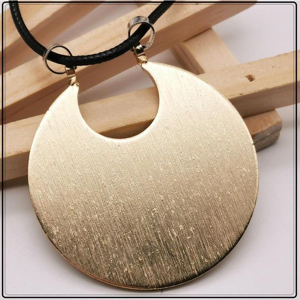 pendant necklaces fashion original design golden metal necklace for women korean stainless steel jewelry vintage punk chain gothic accessori, Silver
pendant necklaces fashion original design golden metal necklace for women korean stainless steel jewelry vintage punk chain gothic accessori, Silver