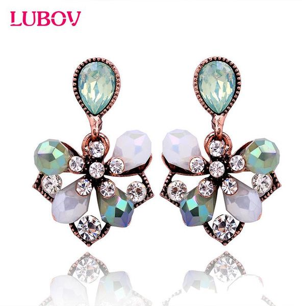 pair gorgeous elegant flower petals stud earrings fashion women rhinestone party jewelry gift for girlfriend, Golden;silver
pair gorgeous elegant flower petals stud earrings fashion women rhinestone party jewelry gift for girlfriend, Golden;silver