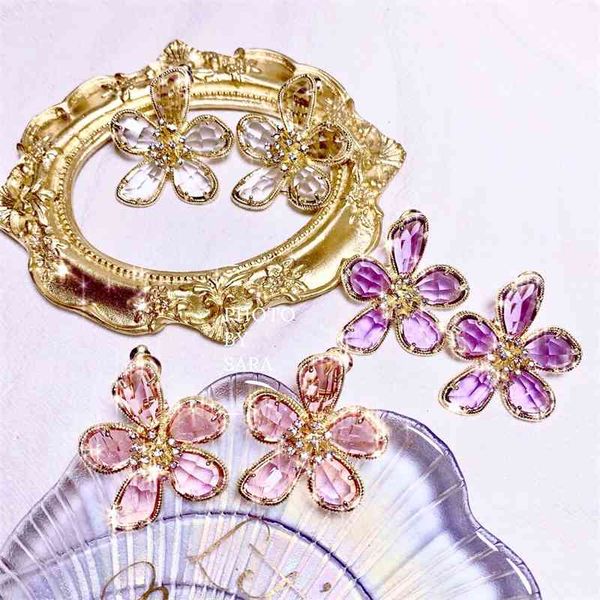 south korea s925 silver needle purple crystal flower earrings pink transparent petals temperament girl flower earrings, Black
south korea s925 silver needle purple crystal flower earrings pink transparent petals temperament girl flower earrings, Black
