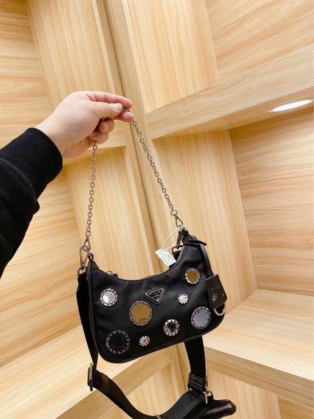 square women soft luxurys handbags horizontal handle small zipper solid chain medium black korean open pocket 6pzp
square women soft luxurys handbags horizontal handle small zipper solid chain medium black korean open pocket 6pzp