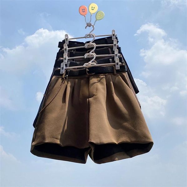 women's shorts 2021 high waist thin a-line suit female wide legged korean style casual short pants office with belt, White;black
women's shorts 2021 high waist thin a-line suit female wide legged korean style casual short pants office with belt, White;black