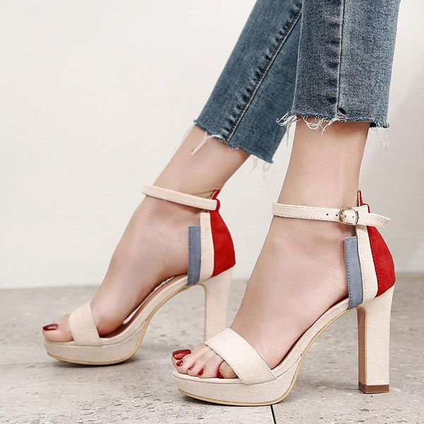summer fashion thick with women shoes korean version of the wild small fresh high heels sandals dress, Black
summer fashion thick with women shoes korean version of the wild small fresh high heels sandals dress, Black