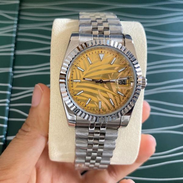 wristwatches classic automatic watch men sapphire crystal japan miyota 2813 movement stainless steel case 2021 watches, Slivery;brown
wristwatches classic automatic watch men sapphire crystal japan miyota 2813 movement stainless steel case 2021 watches, Slivery;brown