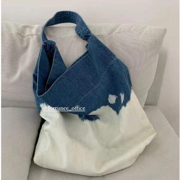 evening bags casual tote shoulder canvas jeans messenger soft student large capacity open shopping handbags women whole sale
evening bags casual tote shoulder canvas jeans messenger soft student large capacity open shopping handbags women whole sale