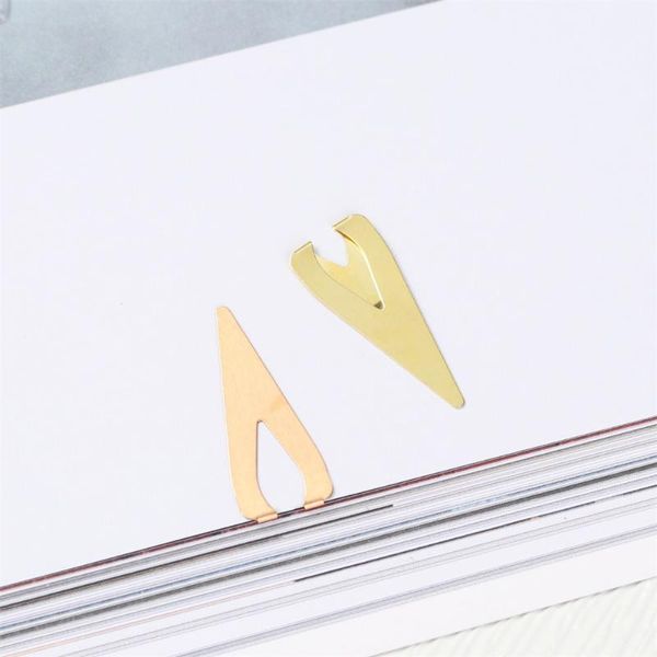 12pcs metal hollow positioning bookmark holder pagination book clip creativity out students reading simple style marks
12pcs metal hollow positioning bookmark holder pagination book clip creativity out students reading simple style marks