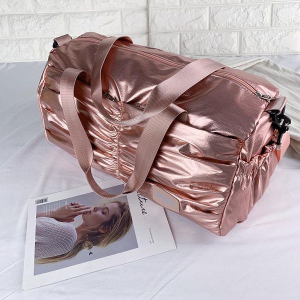 duffel bags temperament travel bag women's leisure shoulder large capacity portable fitness
duffel bags temperament travel bag women's leisure shoulder large capacity portable fitness