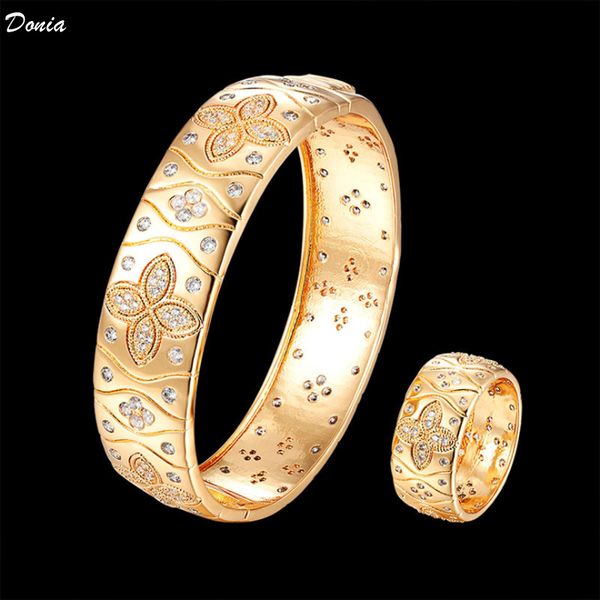 donia jewelry luxury bangle four-leaf flower exaggerated titanium steel bracelet micro-inlaid zircon european and american fashion designer, Black
donia jewelry luxury bangle four-leaf flower exaggerated titanium steel bracelet micro-inlaid zircon european and american fashion designer, Black