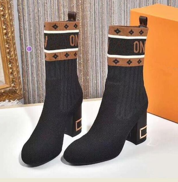 classic hi-end women ankle boots design lady gaiter low heel rubber outsole roman boot, Black
classic hi-end women ankle boots design lady gaiter low heel rubber outsole roman boot, Black