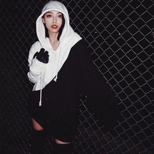 women's hoodies & sweatshirts irregular black and white color contrast loose harajuku long sleeve oversized hooded pullovers casual swe
women's hoodies & sweatshirts irregular black and white color contrast loose harajuku long sleeve oversized hooded pullovers casual swe