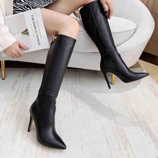 boots 2021 women genuine leather high ankle golden chain pointed toe slip on motorcycle boot designer, Black
boots 2021 women genuine leather high ankle golden chain pointed toe slip on motorcycle boot designer, Black
