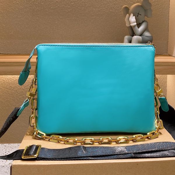 2022print embossed sheepskin hand-held single shoulder messenger bag design feeling large capacity chain method stick bag pillow
2022print embossed sheepskin hand-held single shoulder messenger bag design feeling large capacity chain method stick bag pillow