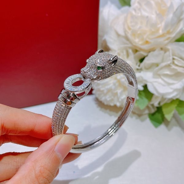 popular brand s925 silver leopard bracelet zircon set leopard print classic design trend fashion luxury prom temperament couple bracelet, Black
popular brand s925 silver leopard bracelet zircon set leopard print classic design trend fashion luxury prom temperament couple bracelet, Black
