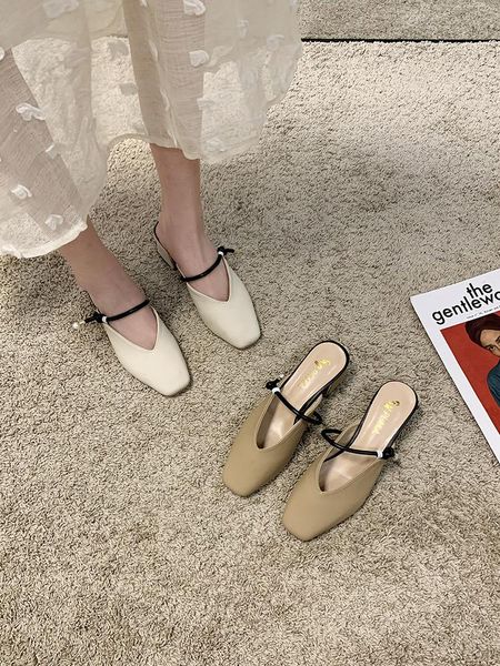 square heel shoes slippers women summer slides cover toe low fashion pantofle block luxury 2021 soft hoof heels fabric rome rubb, Black
square heel shoes slippers women summer slides cover toe low fashion pantofle block luxury 2021 soft hoof heels fabric rome rubb, Black