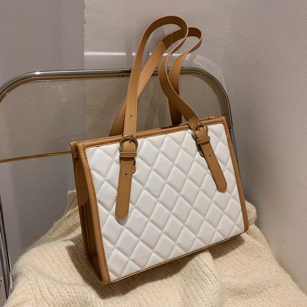 evening bags lattice large underarm bag 2021 fashion high-quality pu leather women's designer handbag shoulder messenger
evening bags lattice large underarm bag 2021 fashion high-quality pu leather women's designer handbag shoulder messenger