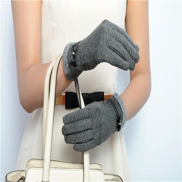 five fingers gloves 2021 women full finger winter keep warm mittens bow soft wrist, Blue;gray
five fingers gloves 2021 women full finger winter keep warm mittens bow soft wrist, Blue;gray