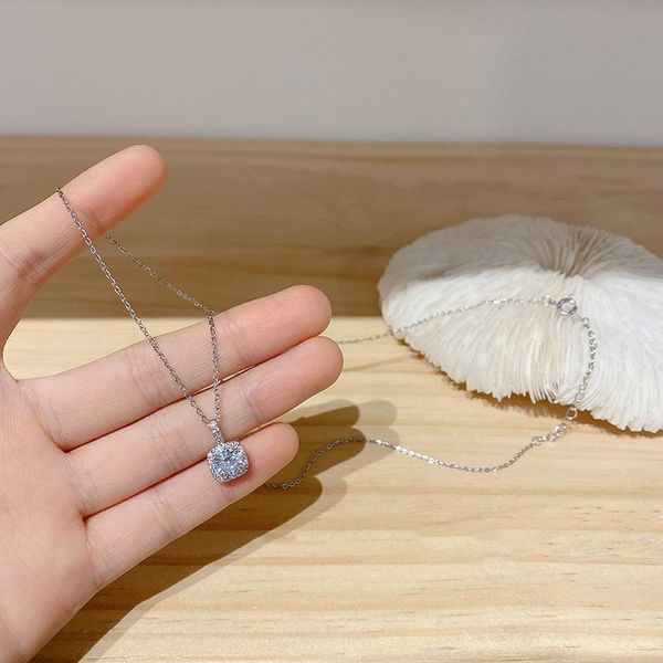 chains luxury micro-inlaid zircon necklace for women square personality clavicle chain retro titanium steel korean jewelry gift, Silver
chains luxury micro-inlaid zircon necklace for women square personality clavicle chain retro titanium steel korean jewelry gift, Silver