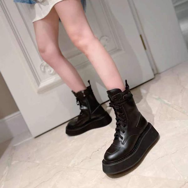 winter fashion lady ankle boots flat heels womens bottom waterproof platform ladies, Black
winter fashion lady ankle boots flat heels womens bottom waterproof platform ladies, Black
