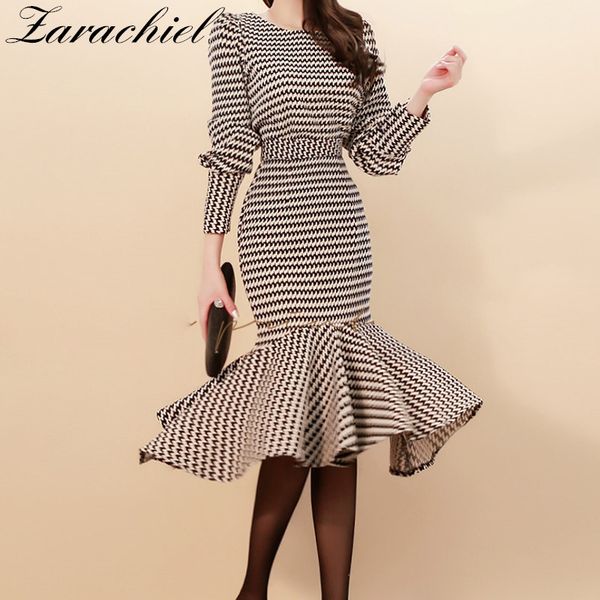 korean houndstooth 2 piece mermaid suit women lantern sleeve pullover + pencil midi ruffles fishtail skirt set 210416, White
korean houndstooth 2 piece mermaid suit women lantern sleeve pullover + pencil midi ruffles fishtail skirt set 210416, White