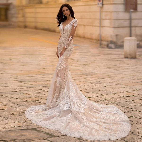 other wedding dresses ueteey lace long sleeve mermaid dress v-neck appliques button back sweep train 2021 tulle gowns, White
other wedding dresses ueteey lace long sleeve mermaid dress v-neck appliques button back sweep train 2021 tulle gowns, White