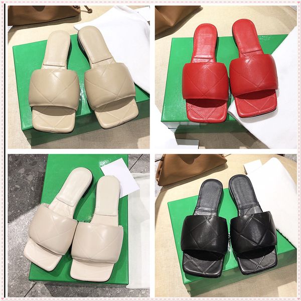 2021 designer woman sandals slippers fashion popular beach slipper platform alphabet lady sandal real leather flat slides with original box, Black
2021 designer woman sandals slippers fashion popular beach slipper platform alphabet lady sandal real leather flat slides with original box, Black