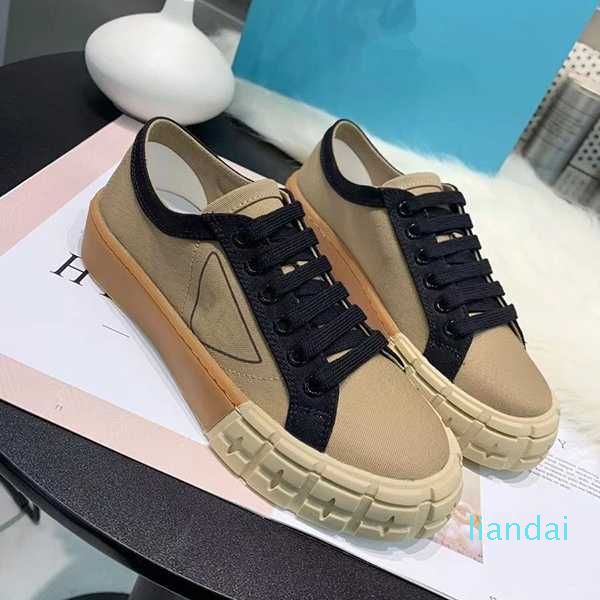 2021 the latest classic martin boots leather rivet series fashion women shoes ankle platform women soft black shoes mkj002tqh0, Red;white
2021 the latest classic martin boots leather rivet series fashion women shoes ankle platform women soft black shoes mkj002tqh0, Red;white
