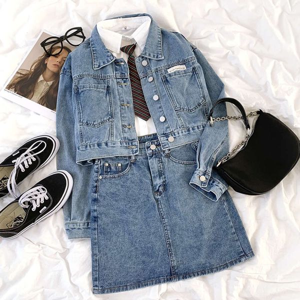 blue pocket lapel loose short denim jacket high waist skirt, Black;brown
blue pocket lapel loose short denim jacket high waist skirt, Black;brown