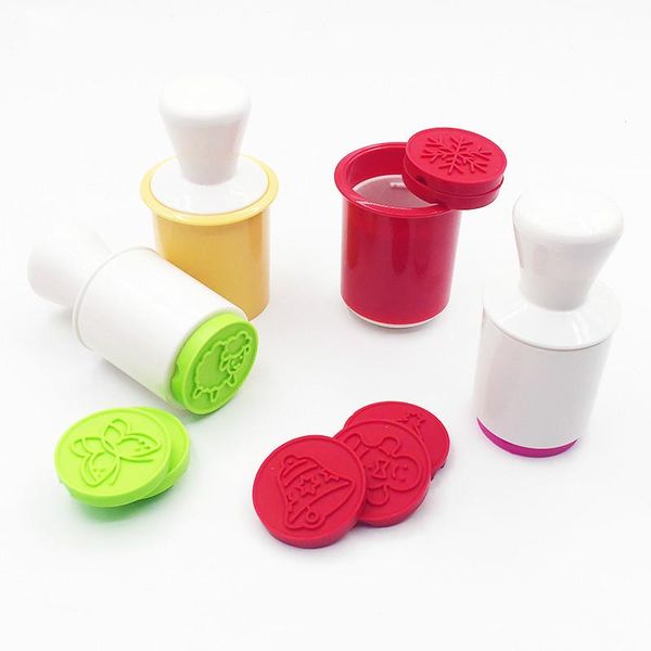baking moulds 6pcs/set cartoon cookie stamps christmas tree tools cake decoration bakeware kitchen gadgets accessories supplies
baking moulds 6pcs/set cartoon cookie stamps christmas tree tools cake decoration bakeware kitchen gadgets accessories supplies