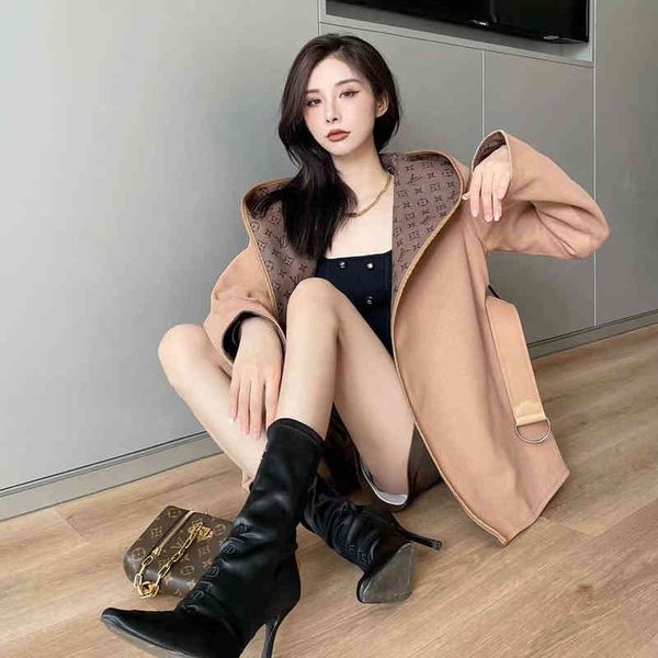 designerautumn and winter woolen coat high-end fashion, slim waist, new foreign style hooded coat women's fashion trend[completed onbal, Black
designerautumn and winter woolen coat high-end fashion, slim waist, new foreign style hooded coat women's fashion trend[completed onbal, Black