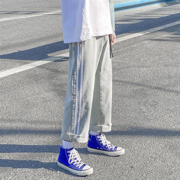 men's summer thin, loose and straight capris with rough edge jeans, Blue 
men's summer thin, loose and straight capris with rough edge jeans, Blue