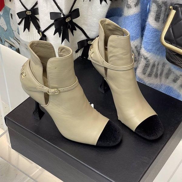 the latest women boots from famous designers stylish luxury nude and white leather shoes with round heads wear-resisting non-slip213j, Black
the latest women boots from famous designers stylish luxury nude and white leather shoes with round heads wear-resisting non-slip213j, Black