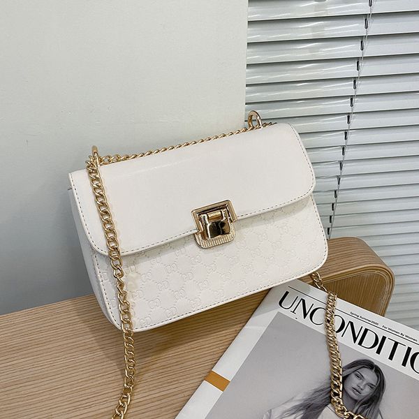design s small women's new spring summer trendy single shoulder messenger bag with foreign texture and small square bag
design s small women's new spring summer trendy single shoulder messenger bag with foreign texture and small square bag